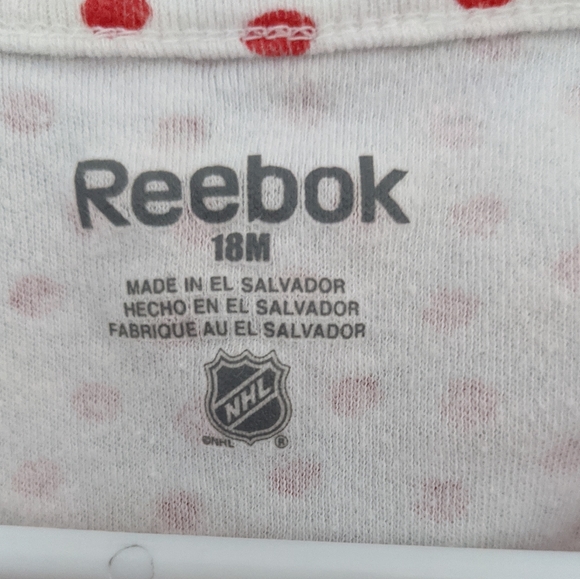 Reebok Calgary Flames bubble romper - Picture 3 of 3